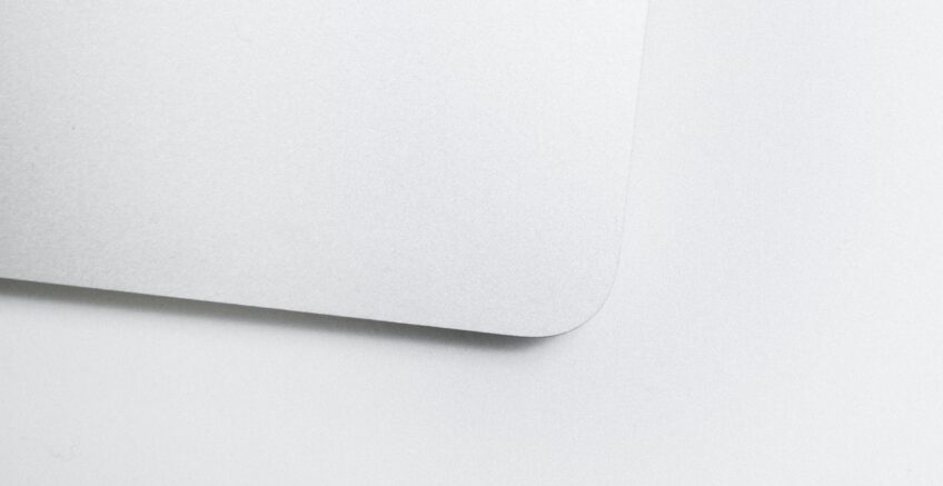 Key features for choosing email provider